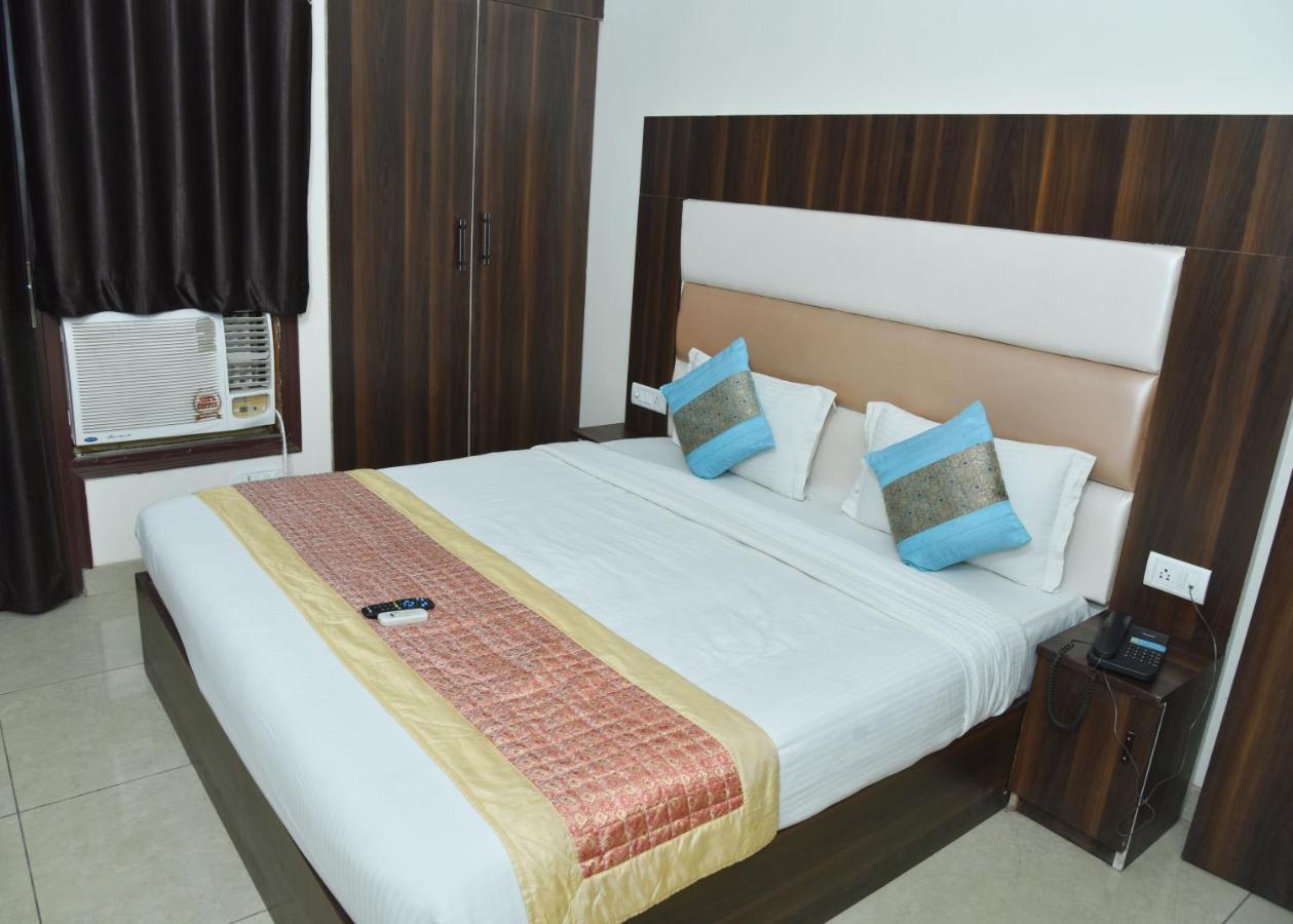 Hotel Classic Plaza At Delhi Airport New Delhi Ngoại thất bức ảnh